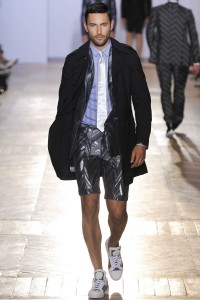 Viktor-Rolf-Men-Spring-2013-12
