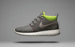 ro she run sneakerboot quilted utility